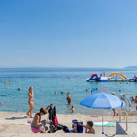 アパート Lokva ロヴラン